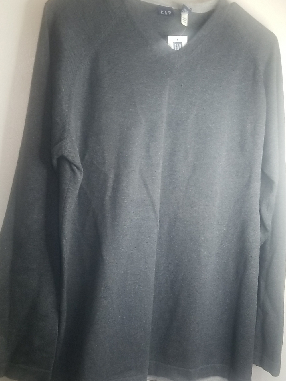 GAP Men's V-Neck Long Sleeve Sweatshirt - Charcoal Gray
